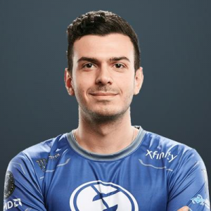 400 32jpeg — CSGO players april 2020 option 24