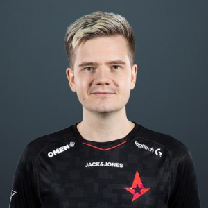 400 6jpeg — CSGO players april 2020 option 63