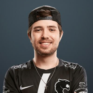 400 79jpeg — CSGO players april 2020 option 73