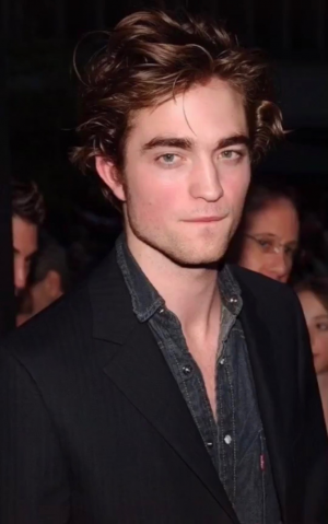 A9bf5500 968a 4421 A0d4 0df959a329f9jpeg — Daily Robert Pattinson Photos option 14