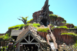 Fefe8c90 B6bf 4065 8b3f 377c43364a47jpeg — Disneyland vs Disney World option 40