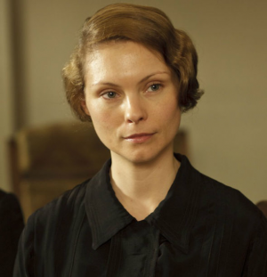 Edna Braithewaite 330683jpg — Downton Abbey Characters option 11