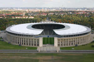 Berlinbesonderegebaeudeolympiastadion21600jpg — Estadios de fútbol option 16