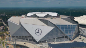 Mercedesbenzstadiumtimelapsecapture2017 08 13jpg — Estadios de fútbol option 32