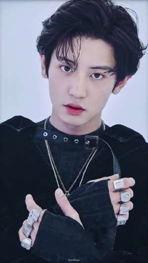 Chanyeoljpg — EXO-12 Members option 2