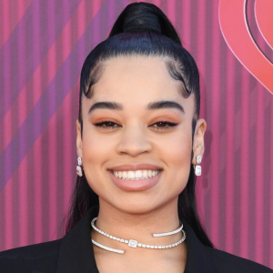 31b2efe2 B760 4c92 8bfa 660563f532dejpeg — Female Artists Ranked option 10