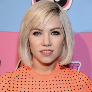 96305de3 1b46 49b8 8895 481ee275555cjpeg — Female Artists Ranked option 21