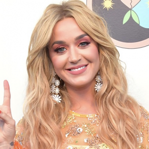 F8f50ce3 58da 4e4f 9672 9c031919f91ajpeg — Female Artists Ranked option 39