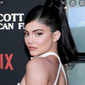 Zz158646834203e775b4 A8f1 41c3 88d4 10a35a09bc0djpeg — Female Celebrities option 131