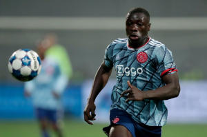 R 15jpg — football wonderkids option 56