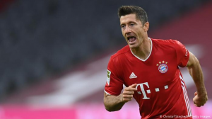 55155728303 1jpg — Footballer 25 option 10