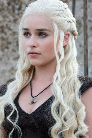 03 Game Of Thrones Daenerys Targaryen Portrait Wallpaper 1 325x485jpg — Game of Thrones Waifus option 1