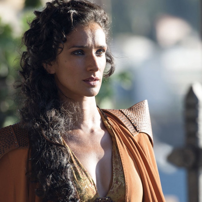 Zz1558476545903b1b0a 04c6 4d73 A3a6 9cbcf5f465bcjpeg — Game of Thrones Women option 35