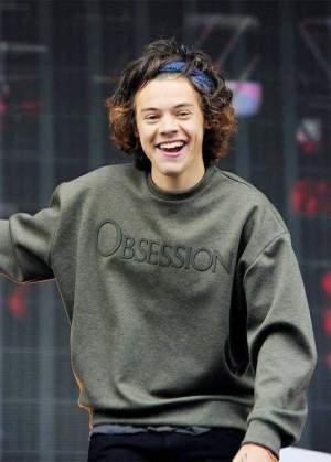 4d9be7ee11109e734fbc13d04fe38e92jpg — harry styles eras option 6