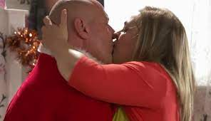Download 9jpg — Hollyoaks Couples option 31