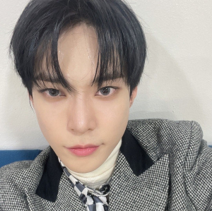 Nct Doyoungjpeg — kpop boy groups watching a horror movie option 24