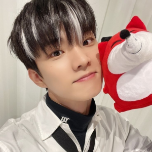 Tbz Qjpeg — kpop boy groups watching a horror movie option 79