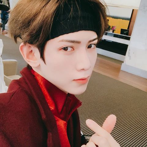 525275653167348736624193952599073722302228njpg — kpop boys ik option 27