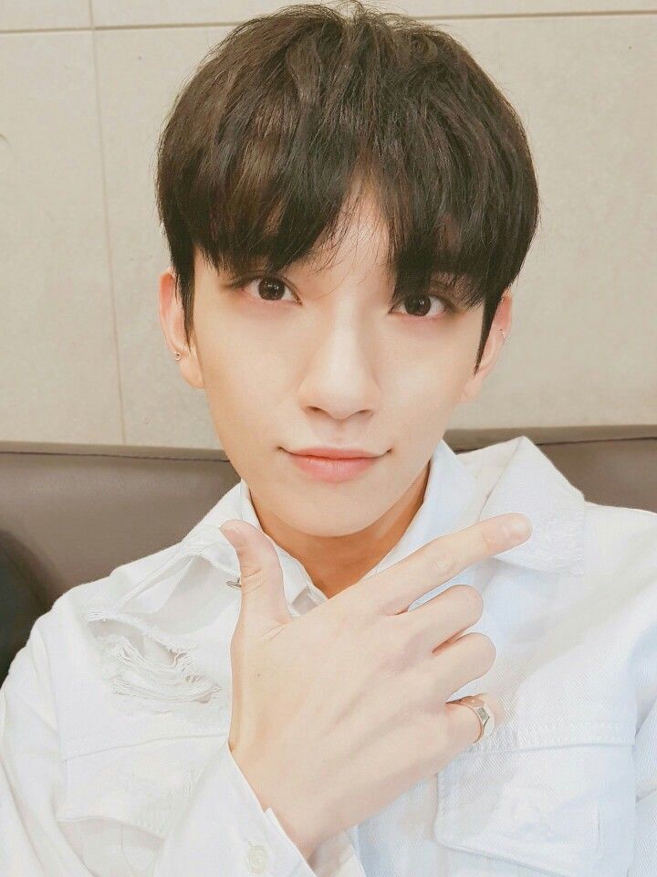 793bd86a815429b89496810f82339da9jpg — kpop boys ik option 34