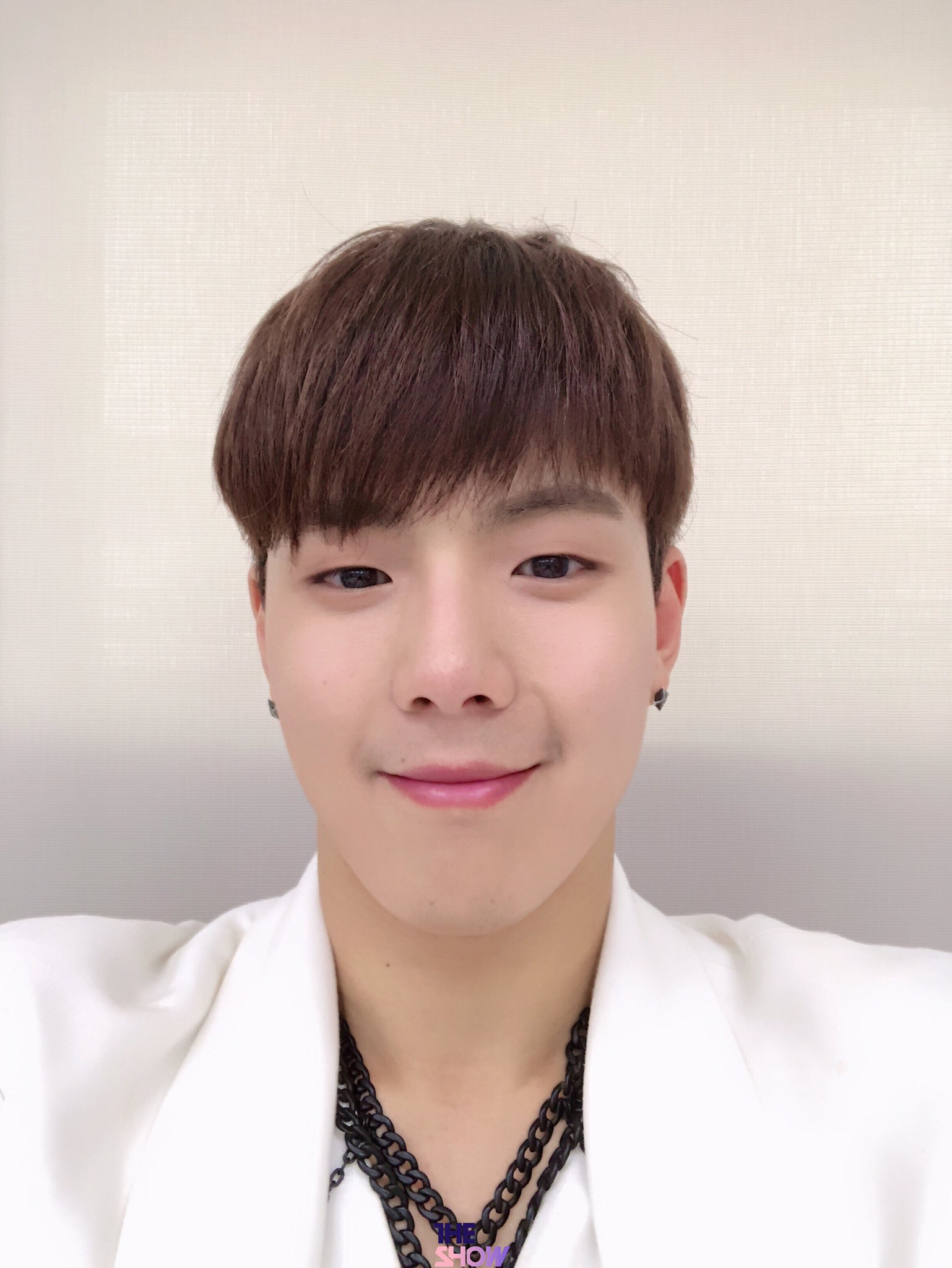 9ef26a7fdcec4f9dc0ff199a90c2a702png — kpop boys ik option 40