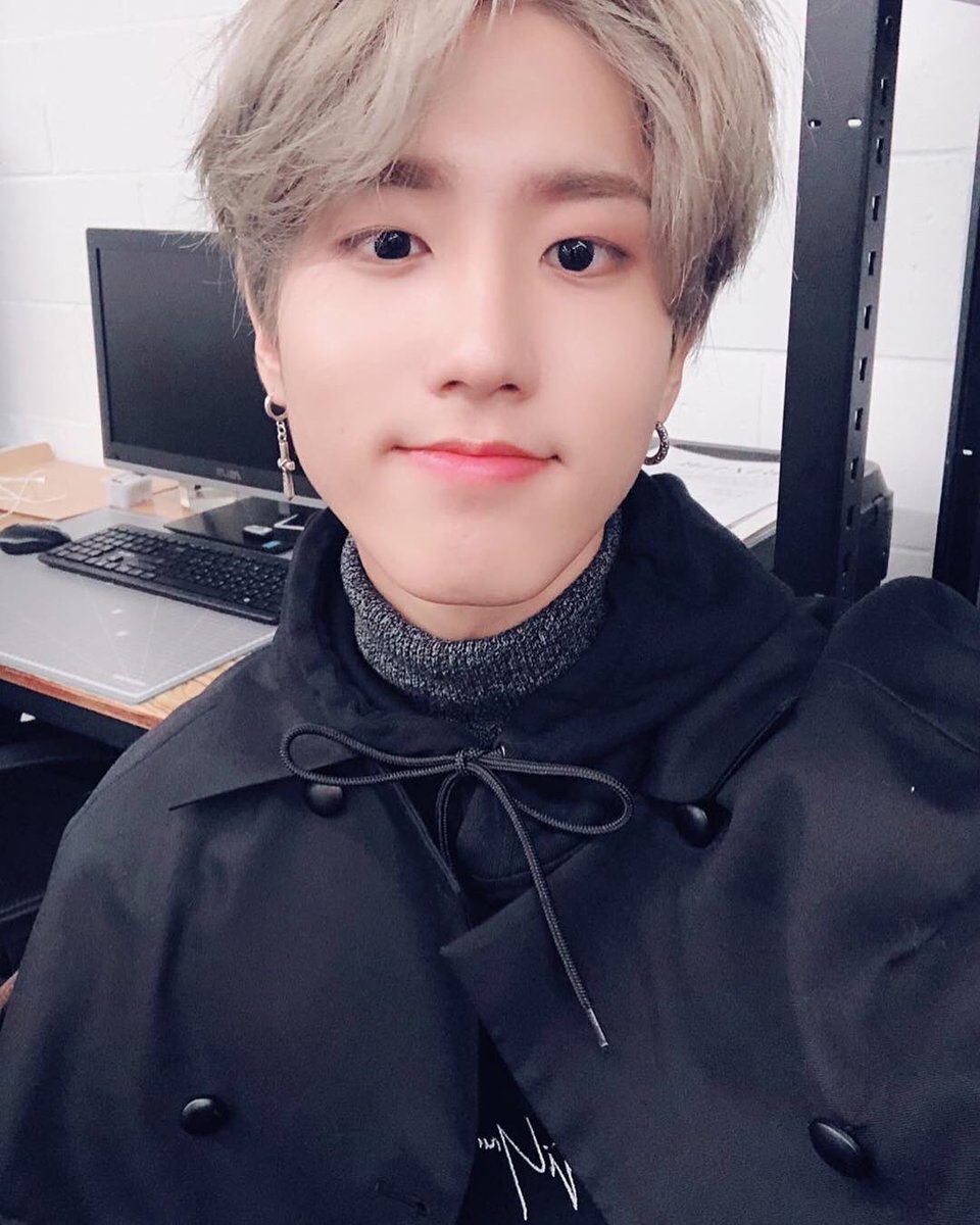 Dojmecmu8aqzwv4jpg — kpop boys ik option 59