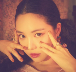 Zz1566522907e684d273574f3563f421fa96951601cfpng — K-Pop Female Vocalist option 23
