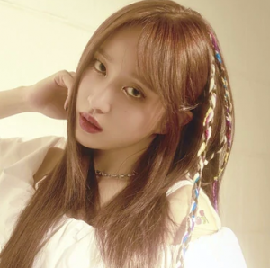 Zz1566523427c35a7262b26e9af601b925cb546a8c95png — K-Pop Female Vocalist option 35