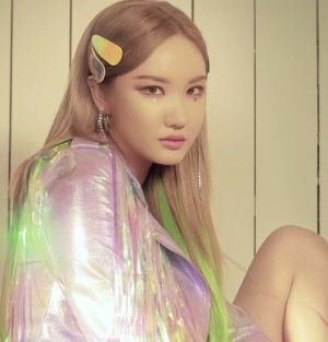 Zz1566523428e3691c52bc5e375697d550f9e37deec6png — K-Pop Female Vocalist option 37