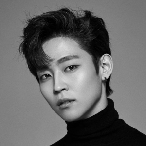 Therose 0jpg — Kpop Male Idols Part.2 (M-Z) - Kpop In Rome option 166