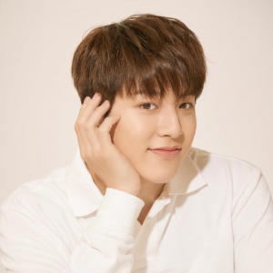 Tre1jpeg — Kpop Male Idols Part.2 (M-Z) - Kpop In Rome option 182