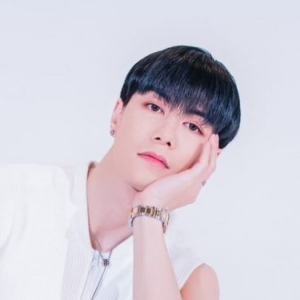 Vav Jacobjpeg — Kpop Male Idols Part.2 (M-Z) - Kpop In Rome option 210