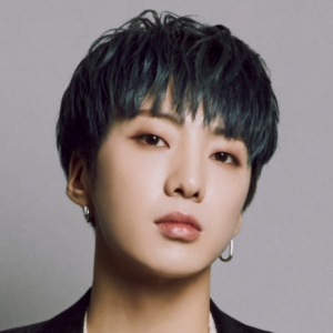 Wi 1jpg — Kpop Male Idols Part.2 (M-Z) - Kpop In Rome option 247