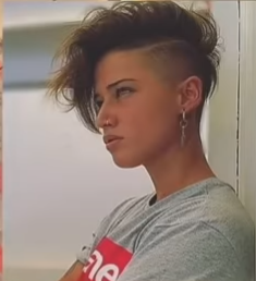 Short Hair With Undercutpng — Lesbian haircuts option 19