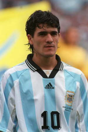 Zzzzz 1663444833ariel Ortega Argentina Photos And Premium High Res Picturespng — LOS MEJORES JUGADORES ARGENTINOS option 39