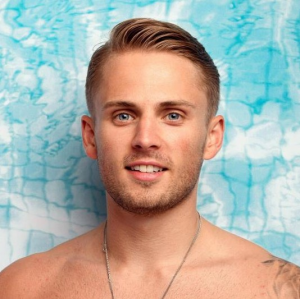 Loveislandsr4123jpg — Love Island Contestants (Season 2, 3, 4, 5, 6) option 34