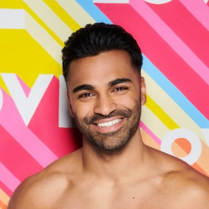 Nintchdbpict000552109963 1jpg — Love Island Contestants (Season 2, 3, 4, 5, 6) option 44