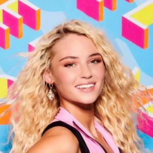 S5luciedonlanjpg — Love Island Contestants (Season 2, 3, 4, 5, 6) option 57