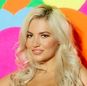 Zz1591716315chynajpg — Love Island Contestants (Season 2, 3, 4, 5, 6) option 75