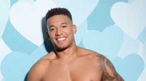 Love Island Series 3 Simon 136419009338402601jpeg — Love Island Season 3 (2017) Tier option 16