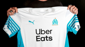 Nouveaux maillots foot hotsell 2021