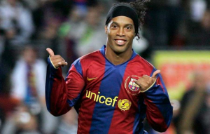 Ronaldinhojpeg — Maiores Personagens do Futebol Brasileiro (Pedro Certezas) option 20