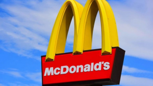 The True Story Behind The Mysterious Mcdonalds Gold Card 673955074 Vytautas Kielaitis 1024x683 1024x683jpg — Mancare Fast Food option 21