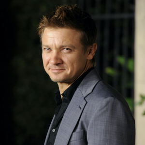 649346jpeg — Marvel´s Hottest Actors option 2