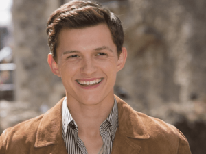 Tomhollandfotoappng1902800913png — Marvel´s Hottest Actors option 26
