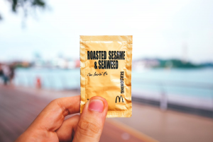 C9savbtvoae5vtcjpg — Mcdonald's Singapore Menu 2016-2021 option 28