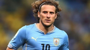 Futbol Atleticodemadrid Villarrealcf Selecciondefutboldeuruguay Diegoforlan Elbernabeu3879726021194275221706x960jpg — Mejores Jugadores Siglo XXI option 54