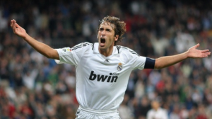 Raul Gonzalez Blanco 1414659748 2851jpg — Mejores Jugadores Siglo XXI option 86