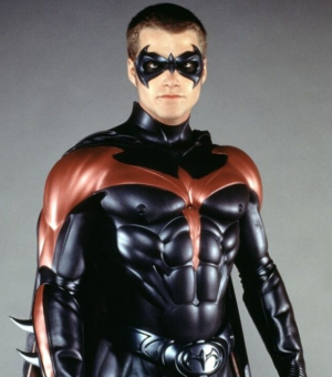 Barrobin2jpg — Melhores trajes dos filmes do Batman option 3