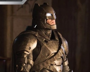 Batman V Supermanjpg — Melhores trajes dos filmes do Batman option 13