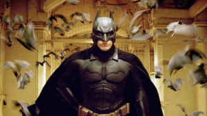 Zz16462365319db867ba Batman Beginsjpg — Melhores trajes dos filmes do Batman option 35